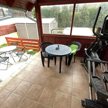 Bringapartman Apartment